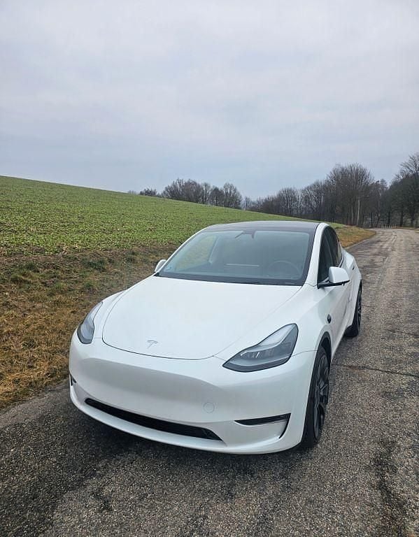 Gebraucht Tesla Model Y 392 kW (533 PS) 2024 Weiß SUV