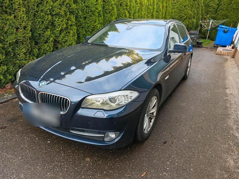 Gebraucht BMW 520 Efficient Dynamics 184 PS (135 kW) 2013 Blau Kombi
