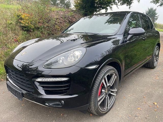 Gebraucht Porsche Cayenne Turbo 500 PS (367 kW) 2012 Schwarz SUV