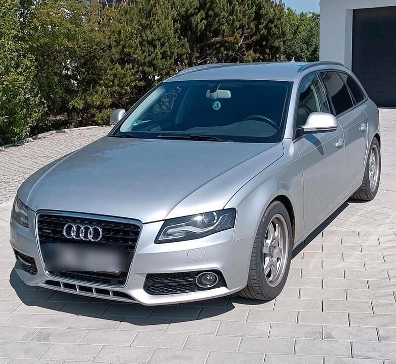 Silber Gebraucht 2009 Audi A4 Comfort Kombi | 4.900 € (Superpreis) - Bild 1/2
