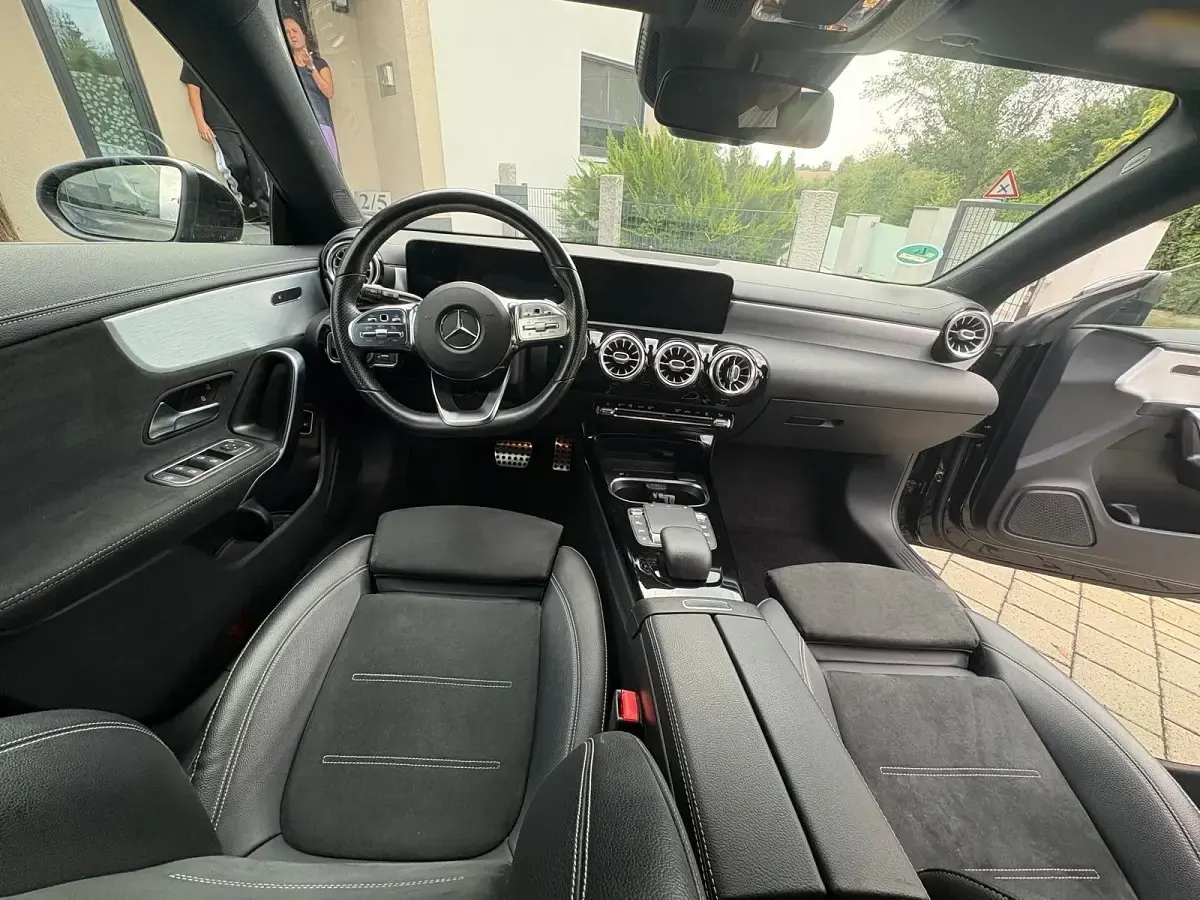 Gebraucht Mercedes CLA250 AMG line 218 PS (160 kW) 2020 Schwarz Coupé