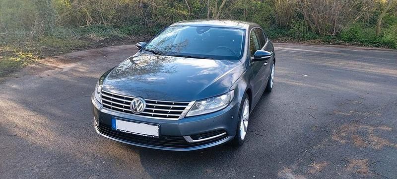 Grau Gebraucht 2012 VW CC Limousine | 8.849 € (Fairer Preis) - Bild 1/4