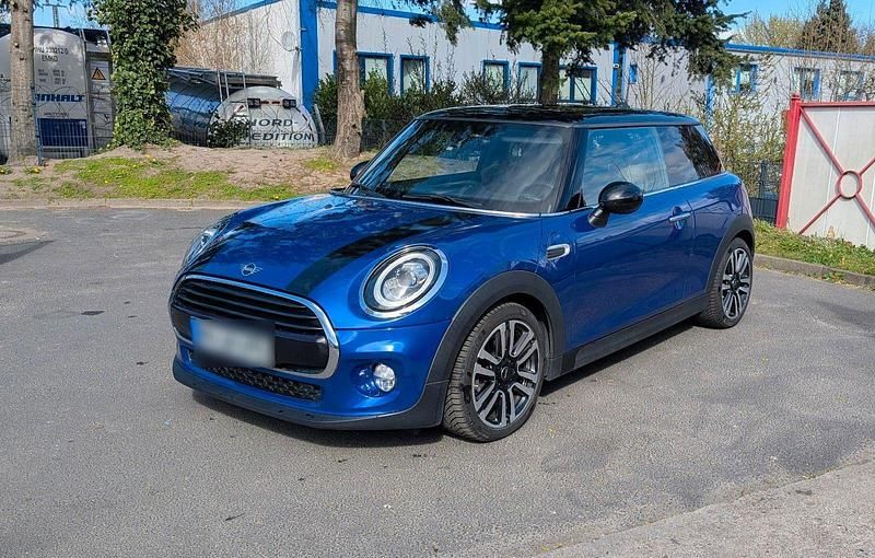 Gebraucht Mini Cooper 136 PS (100 kW) 2019 Blau Kleinwagen