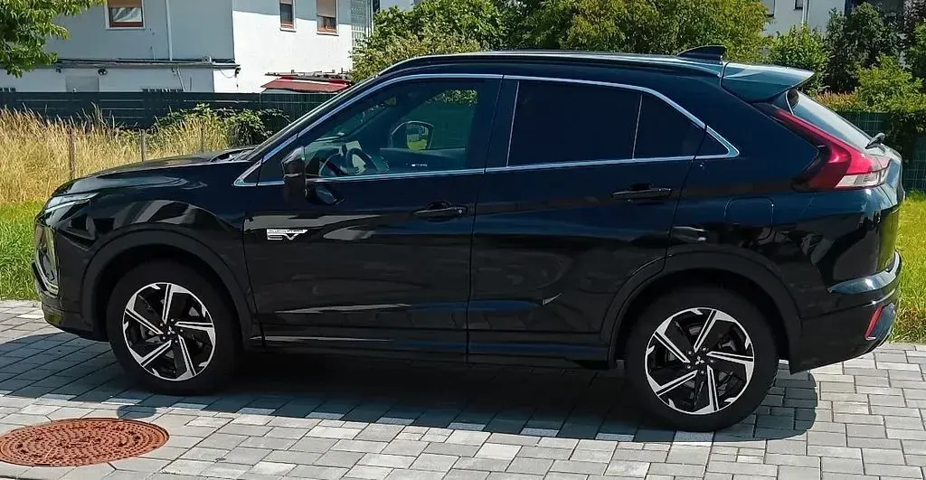 Gebraucht Mitsubishi Eclipse Cross Select 188 PS (138 kW) 2022 Schwarz SUV