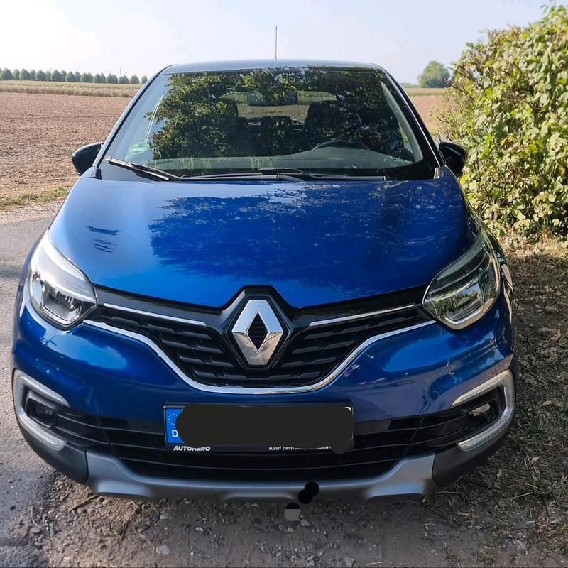 Blau Gebraucht 2018 Renault Captur Version S SUV | 10.400 € (Guter Preis) - Bild 1/4