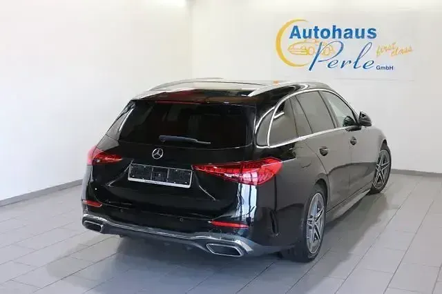 Gebraucht Mercedes C200 AMG line 163 PS (119 kW) 2023 Schwarz Limousine