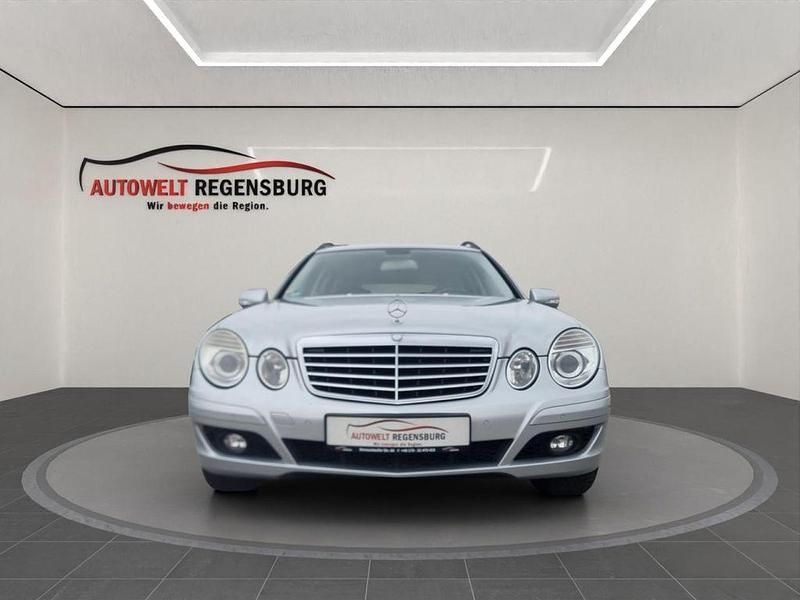 Second-hand Mercedes E200 184 CP (135 kW) 2008 Argintiu Break