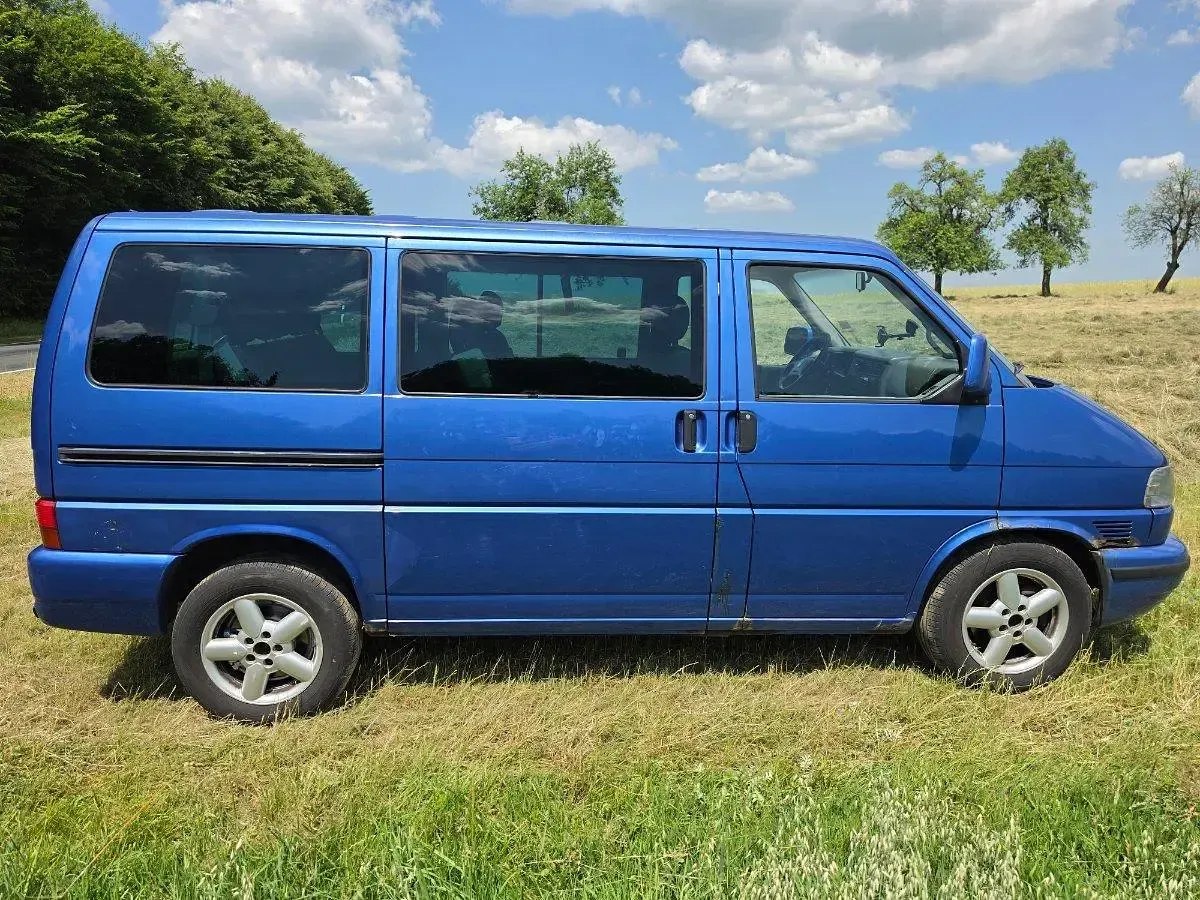 Gebraucht VW Multivan 151 PS (111 kW) 1999 Blau Van / Kleinbus