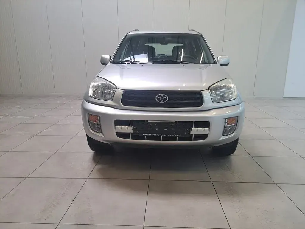 Gebraucht Toyota RAV4 125 PS (91 kW) 2002 Silber SUV