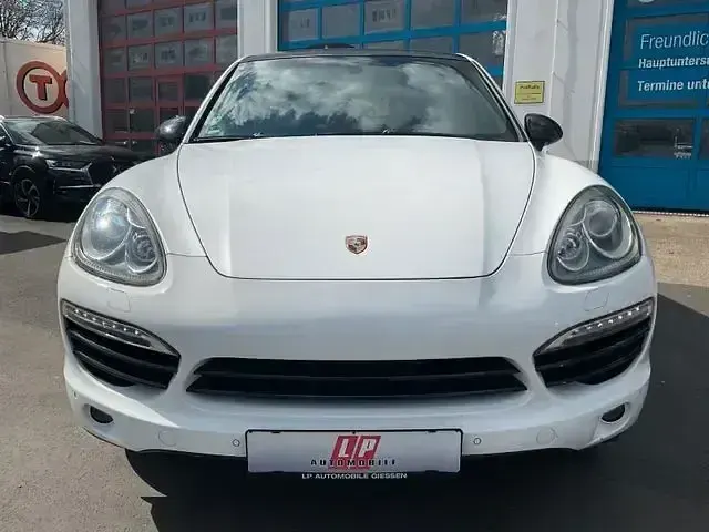 Gebraucht Porsche Cayenne 245 PS (180 kW) 2011 Weiss SUV