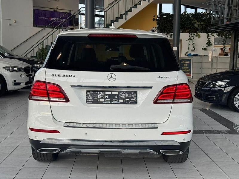 Gebraucht Mercedes GLE350 258 PS (189 kW) 2016 Polarweiss SUV