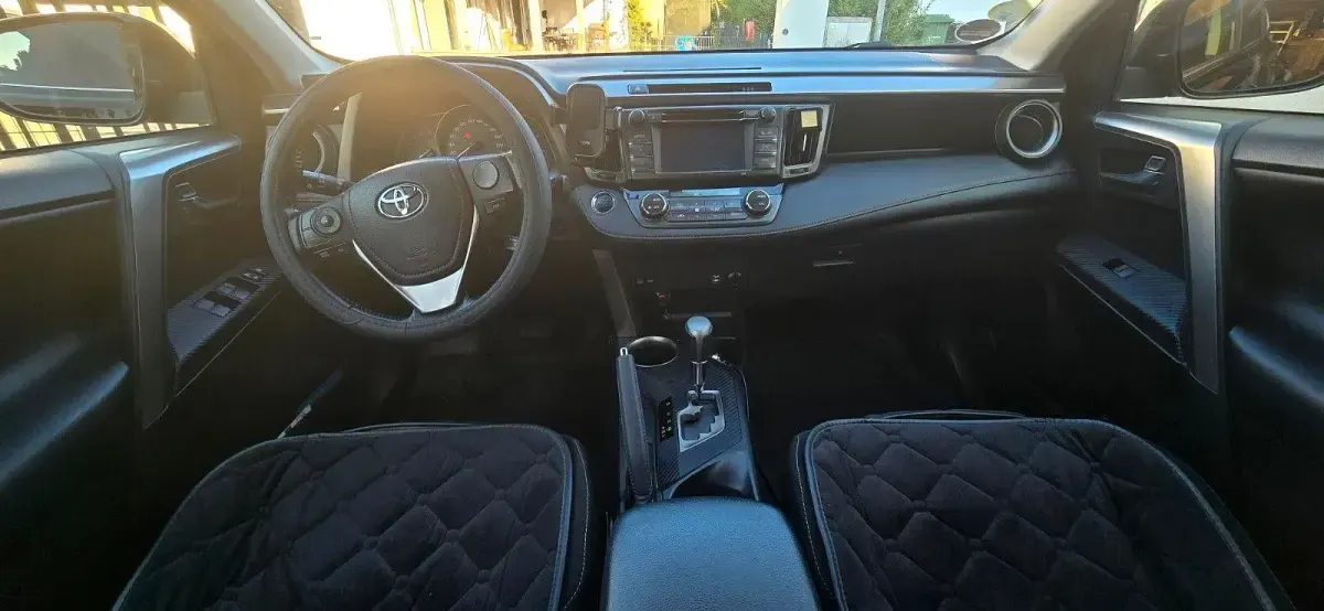 Gebraucht Toyota RAV4 Edition 150 PS (110 kW) 2014 Schwarz SUV