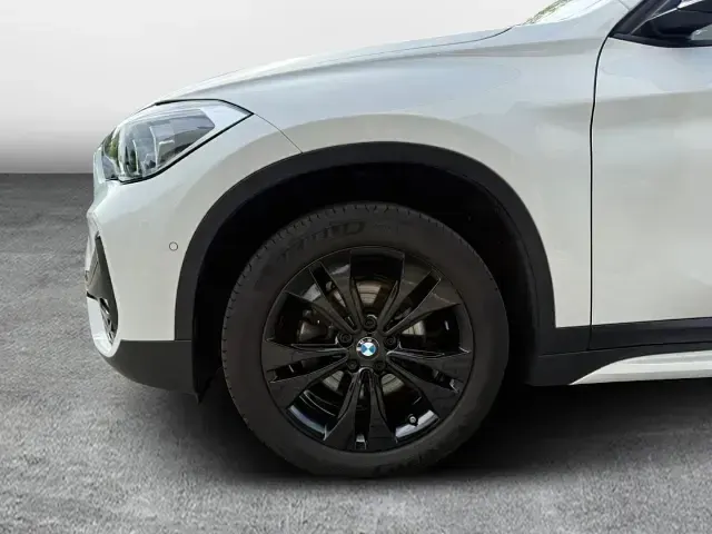 Gebraucht BMW X1 Sport Line 150 PS (110 kW) 2022 Weiss SUV