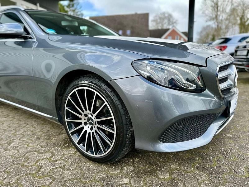 Gebraucht Mercedes E200 Avantgarde 184 PS (135 kW) 2017 Grau Kombi