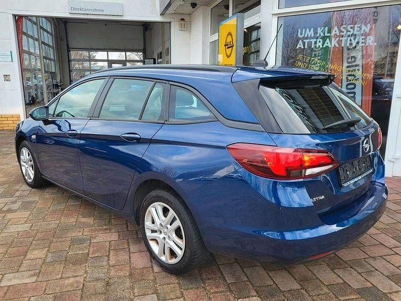 Gebraucht Opel Astra 105 PS (77 kW) 2020 Blau Kombi
