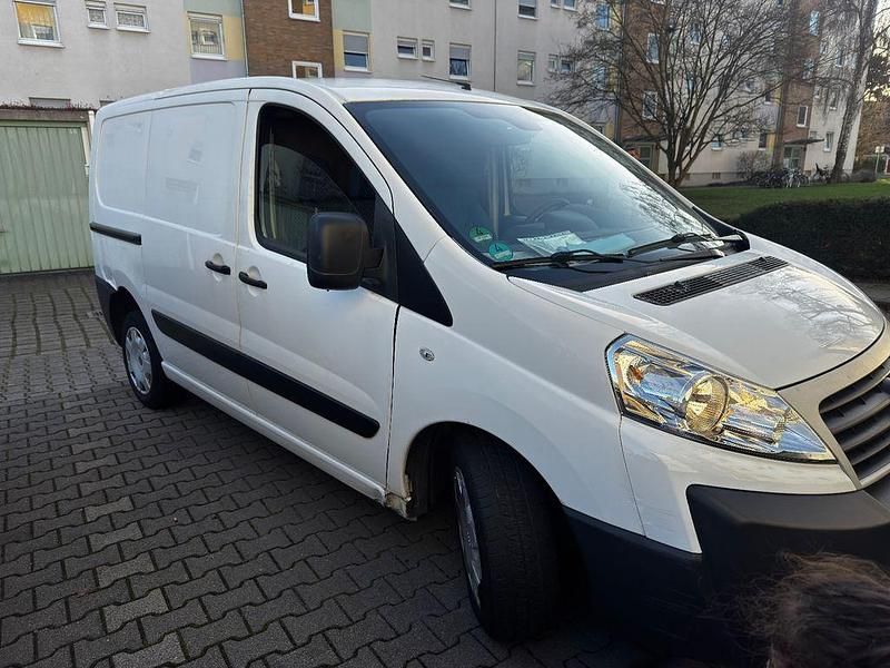 Weiß Gebraucht 2013 Fiat Scudo Van | 6.000 € - Bild 1/4