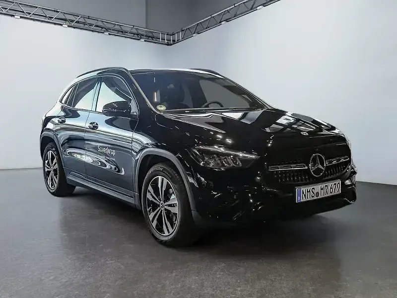 Gebraucht Mercedes GLA200 Progressive 163 PS (119 kW) 2025 Andere SUV