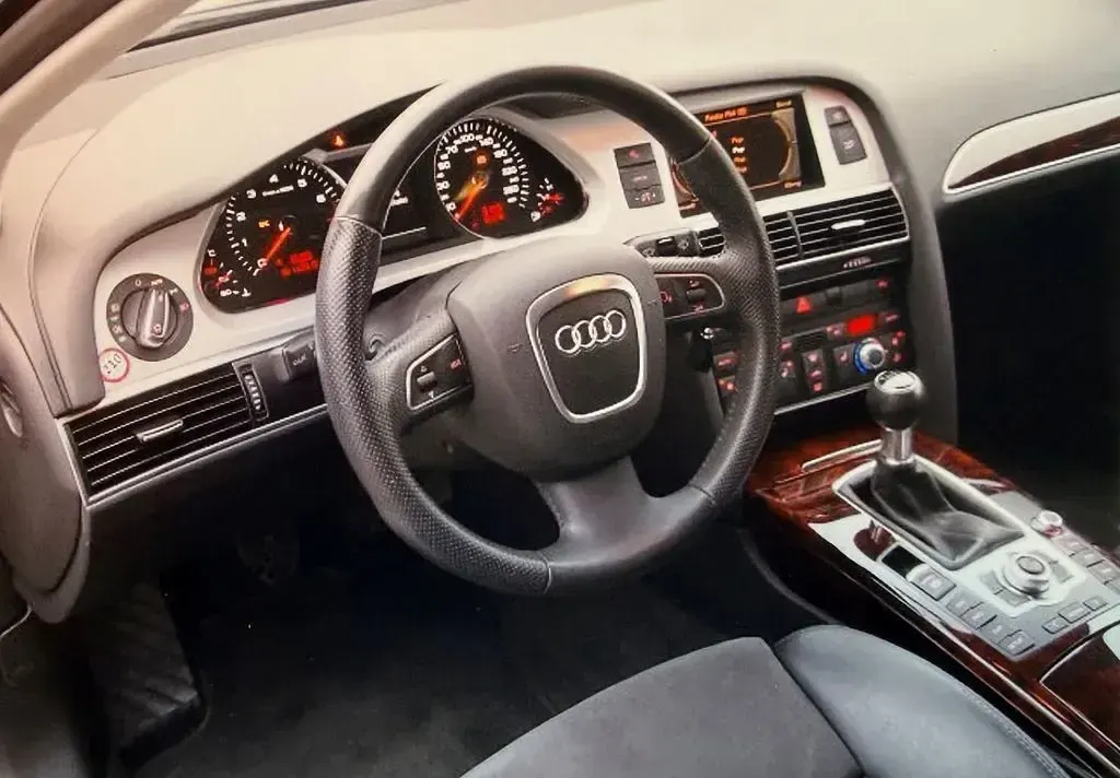 Gebraucht Audi A6 Sport 190 PS (139 kW) 2010 Schwarz Limousine