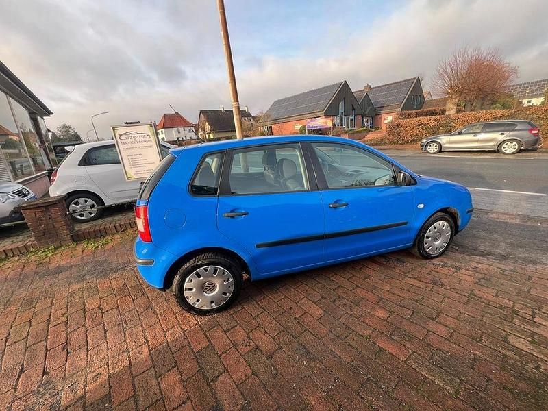 Brugt VW Polo Basis 54 HK (39 kW) 2003 Blå Sedan