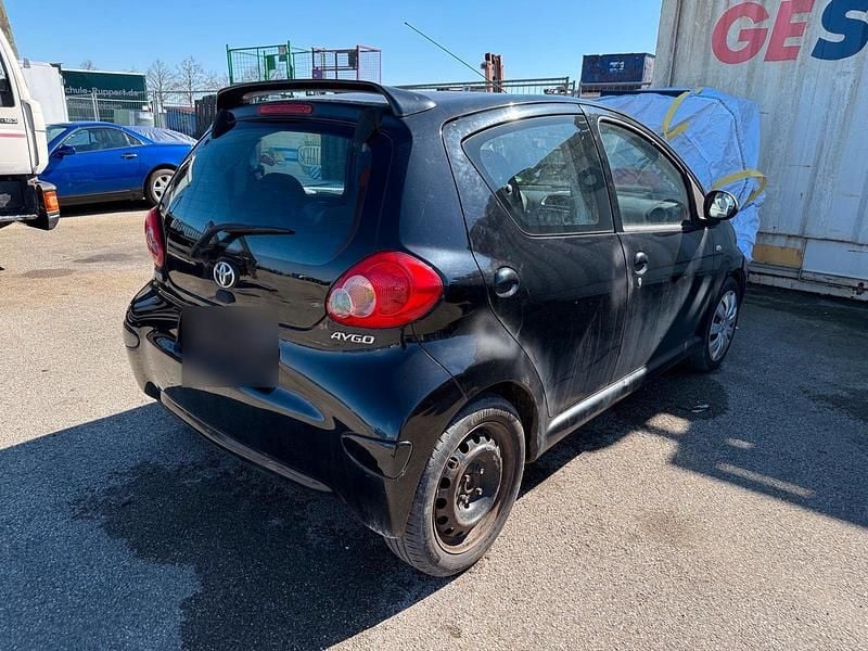 Gebraucht Toyota Aygo 68 PS (50 kW) 2007 Schwarz Kleinwagen