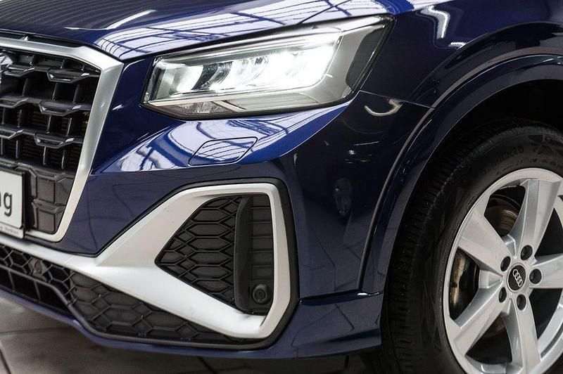Gebraucht Audi Q2 S-Line 150 PS (110 kW) 2024 Blau SUV