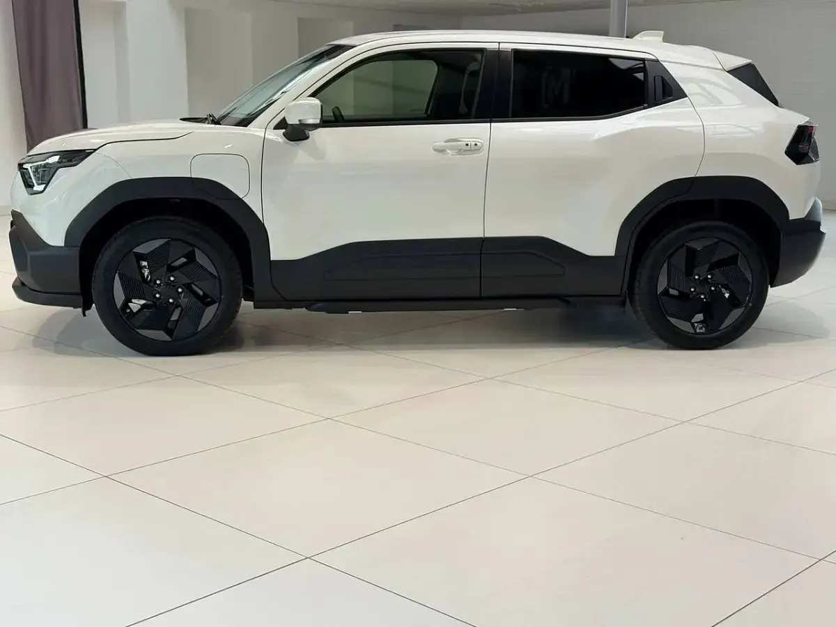 Neu Suzuki Vitara Comfort 127 kW (174 PS) 2026 Arctic white pearl metallic SUV