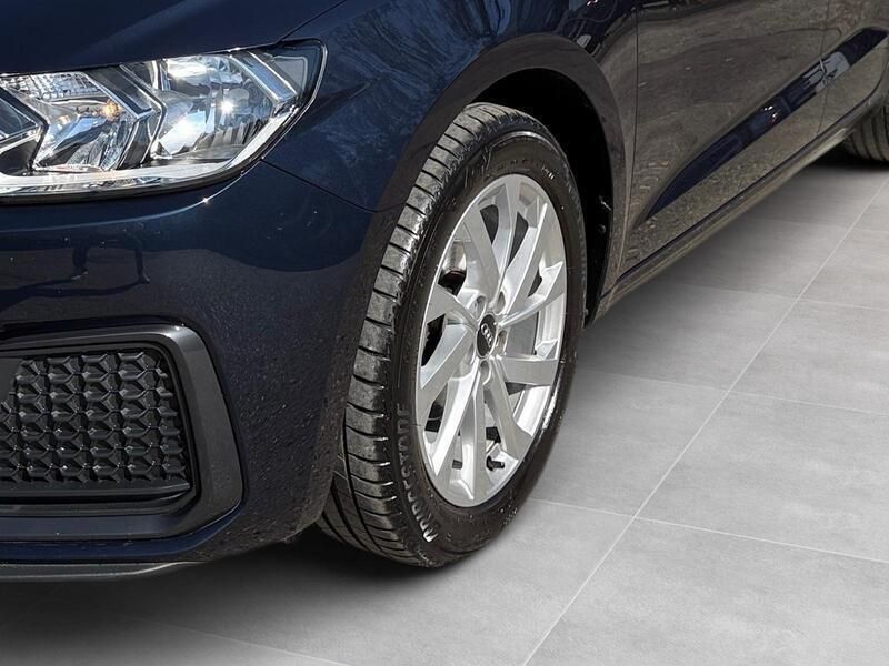 Gebraucht Audi A1 Sportback Advanced 95 PS (69 kW) 2022 Blau Kleinwagen