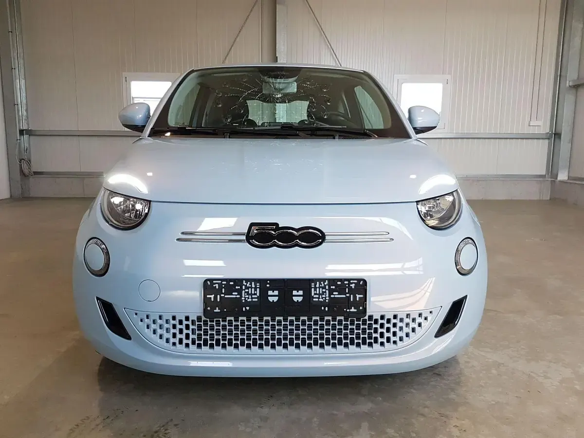Gebraucht Fiat 500e Passion 69 kW (95 PS) 2021 Ocean grün metallic Kleinwagen