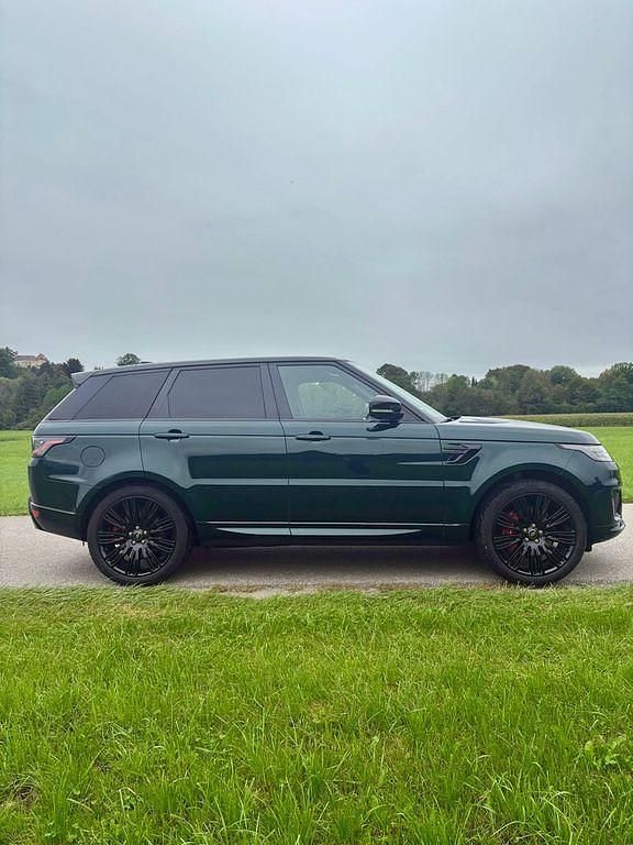 Grün Gebraucht 2021 Land Rover Range Rover Sport HSE SUV | 66.900 € (Teuer) - Bild 1/4