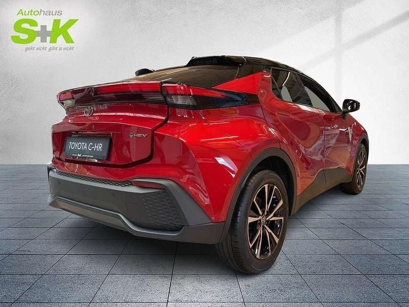 Neu Toyota C-HR 181 PS (133 kW) 2026 Karminarot metallic / dach sc SUV