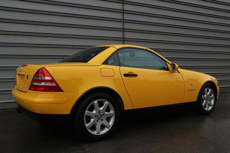 Gebraucht Mercedes SLK230 193 PS (141 kW) 2000 Gelb Cabrio