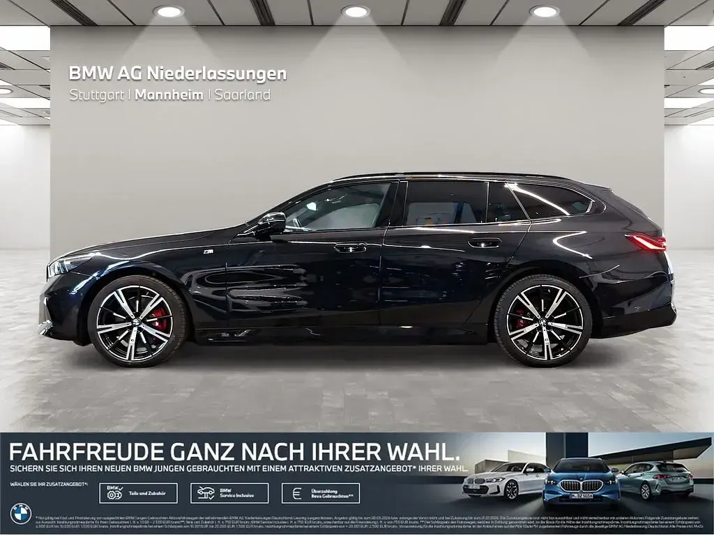 Gebraucht BMW i5 M Sport 250 kW (340 PS) 2025 Schwarz Kombi