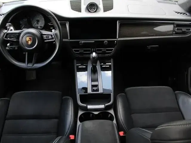 Gebraucht Porsche Macan GTS 441 PS (324 kW) 2022 Farbauswahl technisch freigege SUV
