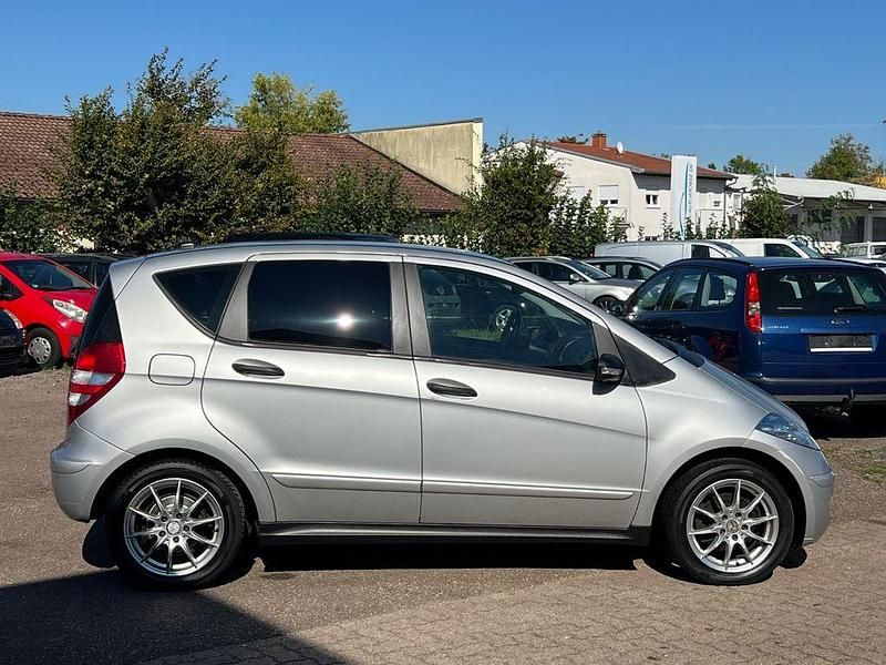 Gebraucht Mercedes A150 95 PS (69 kW) 2008 Silber Limousine