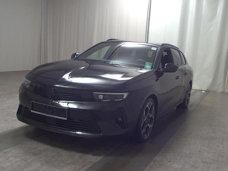 Second-hand Opel Astra Ultimate 131 CP (96 kW) 2024 Negru Break