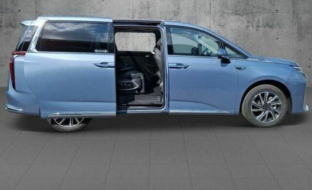 Gebraucht Maxus MIFA 9 180 kW (245 PS) 2024 Blau Van / Kleinbus