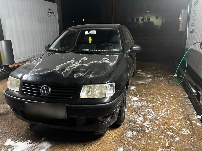 Gebraucht VW Polo 60 PS (44 kW) 2000 Schwarz Kleinwagen