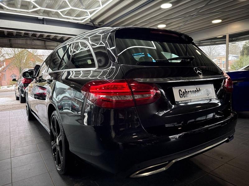 Gebraucht Mercedes C250 204 PS (150 kW) 2015 Schwarz Kombi