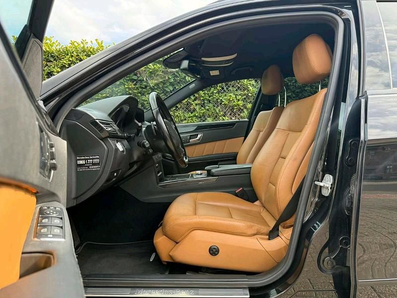 Gebraucht Mercedes E350 AMG 231 PS (169 kW) 2011 Schwarz Kombi