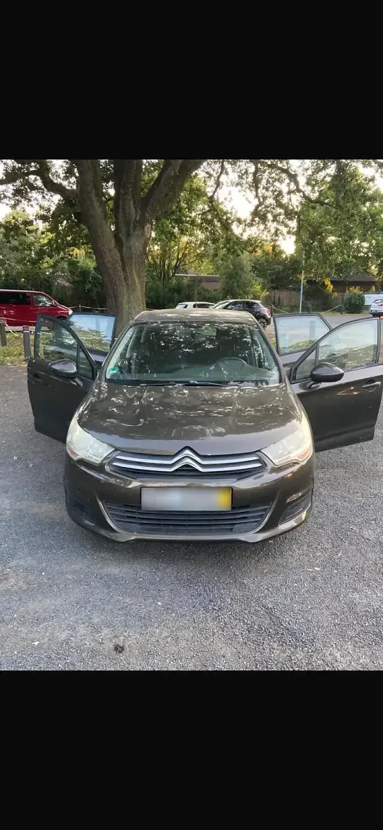 Gebraucht Citroën C4 95 PS (69 kW) 2012 Grau Kleinwagen