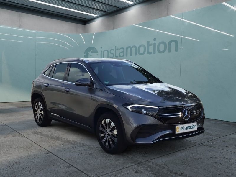 Grau Gebraucht 2023 Mercedes EQA300 Advanced Plus SUV | 42.940 € (Teuer) - Bild 1/4