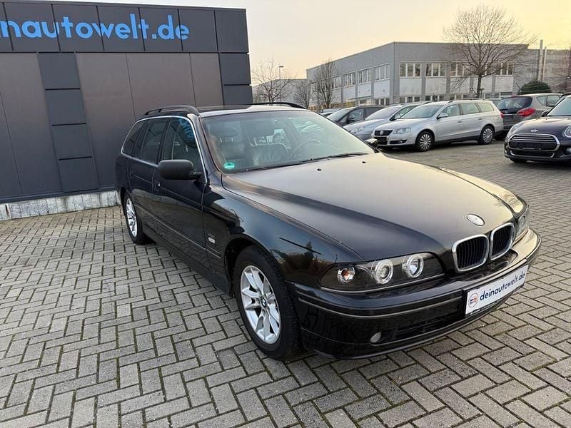 Gebraucht BMW 525 Sport Line 192 PS (141 kW) 2003 Schwarz Kombi