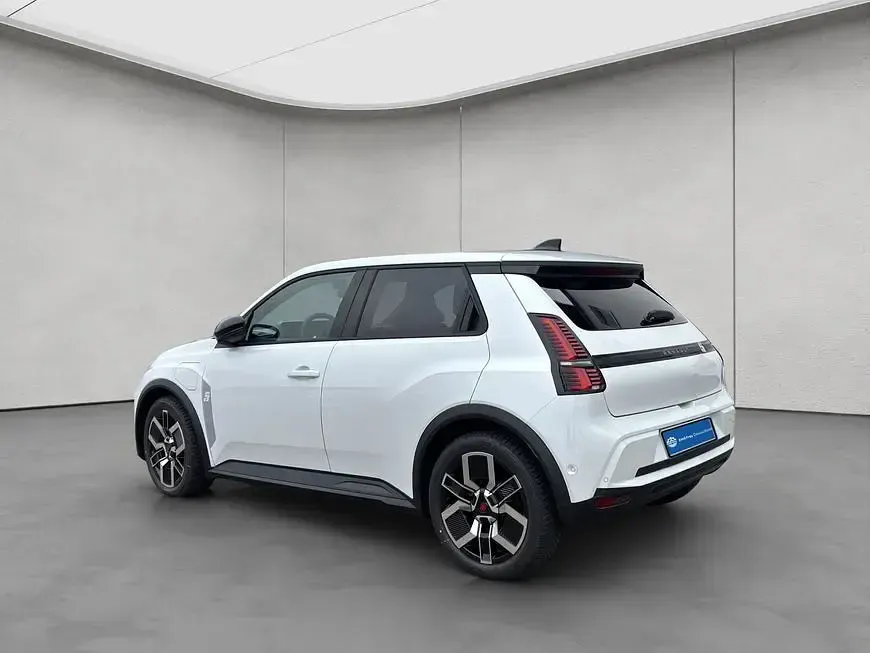 Nowe Renault 5 E-Tech Komfort 110 kW (150 KM) 2026 Biały Sedan/Limuzyna