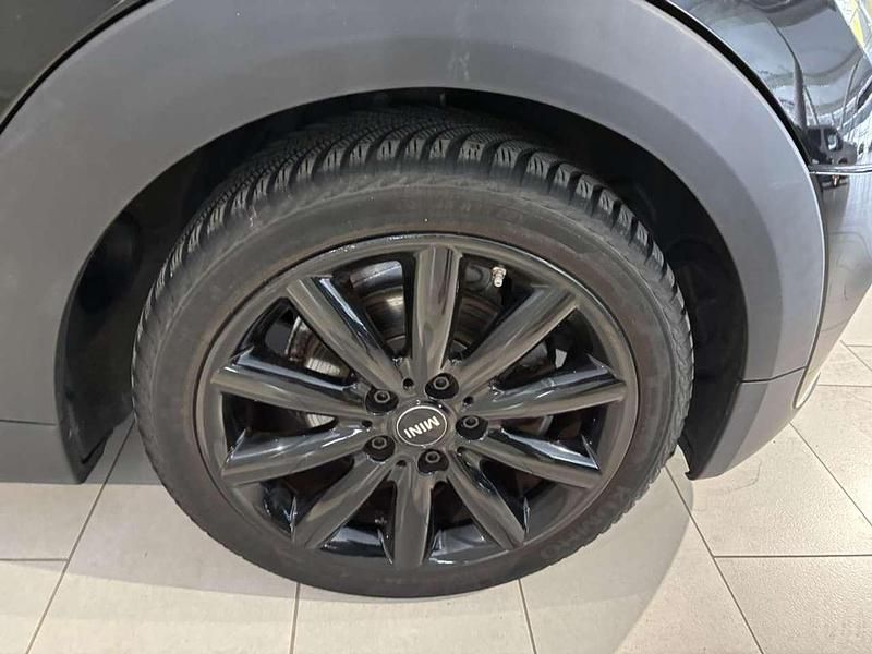 Gebraucht Mini ONE 102 PS (75 kW) 2017 Midnight black metallic Kleinwagen