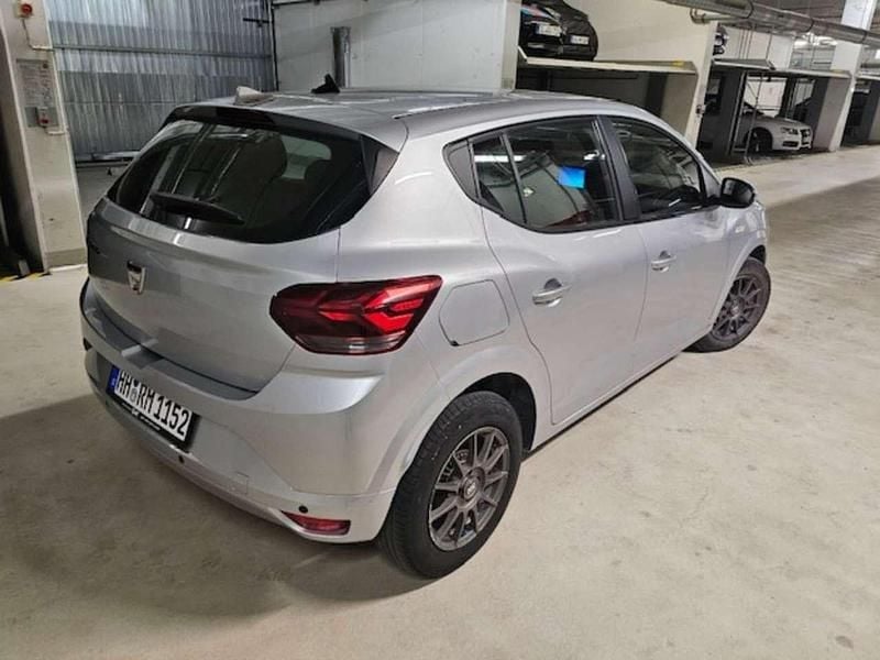Silber Gebraucht 2021 Dacia Sandero Comfort Kleinwagen | 9.900 € (Guter Preis) - Bild 1/4