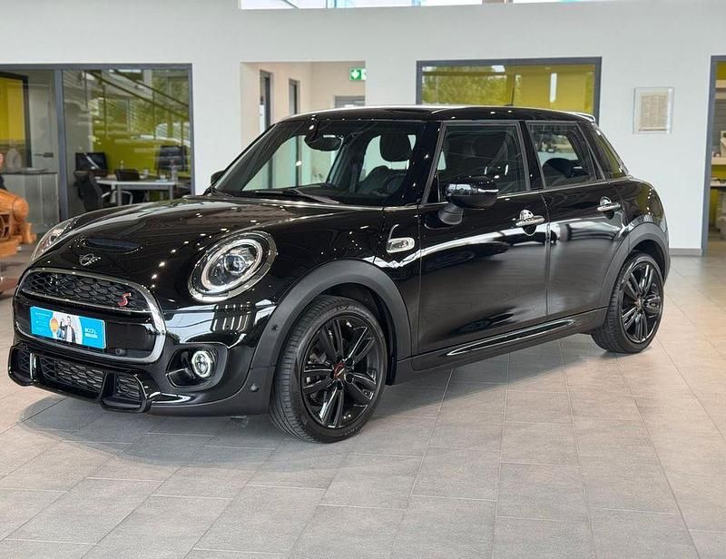 Schwarz Gebraucht 2020 Mini Cooper S Kleinwagen | 21.895 € (Etwas zu teuer) - Bild 1/4