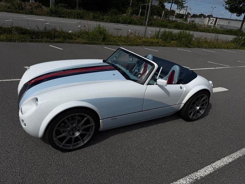 Weiß Gebraucht 2023 Wiesmann MF 3 Cabrio | 168.900 € - Bild 1/4