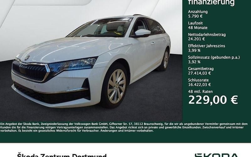 Weiß Gebraucht 2024 Skoda Octavia Selection Kombi | 29.991 € (Fairer Preis) - Bild 1/4