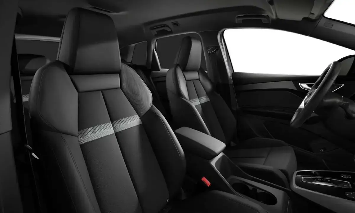 Gebraucht Audi Q4 e-tron Advanced Plus 210 kW (286 PS) 2025 Kieselgrau SUV