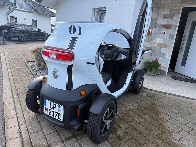 Weiß Gebraucht 2016 Renault Twizy Kleinwagen | 5.290 € (Fairer Preis) - Bild 1/4